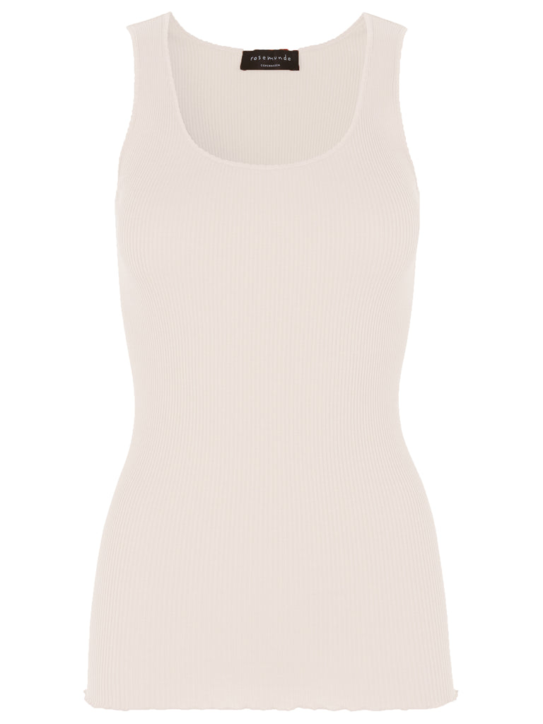This fab silk and cotton cami from Rosemunde, features a slim fit with scalloped neckline and no side seams. This is the perfect layering piece for all your winter jumpers and cardigans. Also available in other colours. 