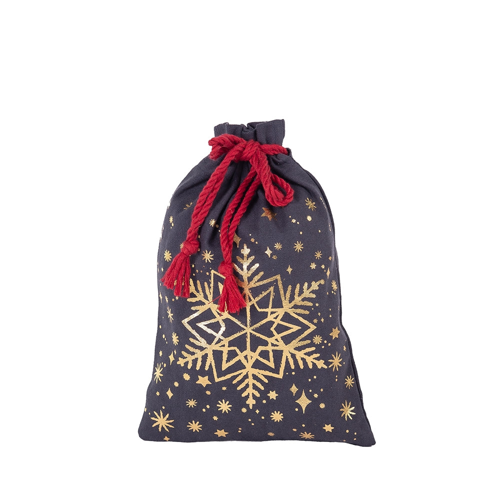 Make your Christmas wrapping easier with these cotton gift bags featuring gold snowflakes and a drawstring tie.   