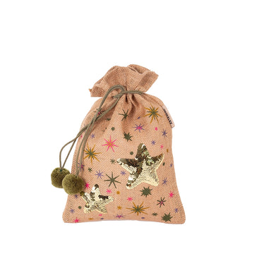 Make your Christmas wrapping easier with these jute gift sacks featuring gold sequin stars and a pompom drawstring tie.    