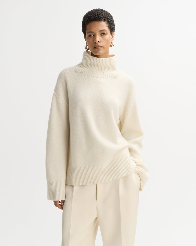 This is a classic style from Soft Goat.&nbsp; A nice chunky knit with a relaxed shape and crafted from 100% cashmere in 6ply this is just the thing to pair with your favourite denim for a chilly weekend walk!&nbsp; A very similar style to Soft Goat's Girlfriend Turtleneck but less thick cashmere.&nbsp; Also available in navy you may want more than one!