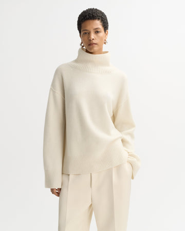 This is a classic style from Soft Goat.&nbsp; A nice chunky knit with a relaxed shape and crafted from 100% cashmere in 6ply this is just the thing to pair with your favourite denim for a chilly weekend walk!&nbsp; A very similar style to Soft Goat's Girlfriend Turtleneck but less thick cashmere.&nbsp; Also available in navy you may want more than one!