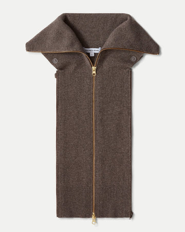 This is the item that really sets Veronica Beard apart - their under jacket Dickey layer.&nbsp; Crafted from a premium merino wool and cashmere blend the Beach Dickey is super soft and pairs seamlessly under your favourite Dickey Jacket.&nbsp; With a full zip up funnel neckline and a ribbed hem you get maximum style and maximum warmth!