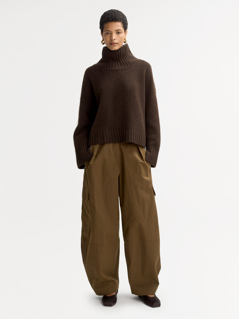 This is a classic style from Soft Goat.&nbsp; A nice chunky knit with a relaxed shape and crafted from 100% cashmere in 12ply this is just the thing to pair with your favourite denim for a chilly weekend walk!&nbsp; Also available in white and olive you may want more than one!