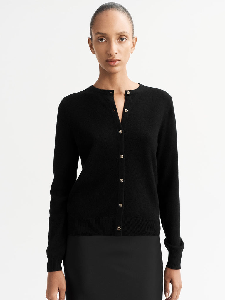 We do love a cardigan and this one from Soft Goat does not disappoint!&nbsp; Crafted from their signature super soft 2 ply cashmere (so a bit lightweight) with a slim fit and a button front this looks great over a blouse but also can be worn on it's own.&nbsp; And as it is 2 ply you can layer this under a jacket.&nbsp; A wardrobe basic that is anything but basic.