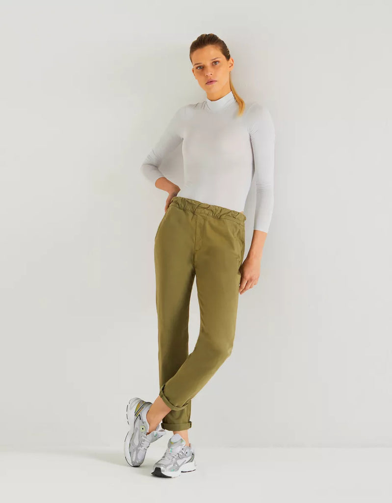 Please welcome Suzie in Khaki! The modern, sporty, comfortable, elasticated waist version of the chino.  The lovely blue trousers have rolled cuffs, front pockets and just enough stretch to make these your go-to trousers.  Slightly dressier than jeans but casual enough for everyday you will be able to dress these staples up or down with a goreous cashmere jumper or a classic shirt or blouse.  Why not get a pair in each colourway? What is not to like!! 