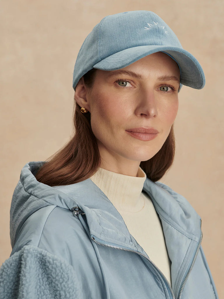 Uber cool, soft, lightweight and breathable classic baseball cap. Outer comes in a soft chenille fabric and a sweat wicking internal band means it's practical as well as pretty. Metal adjustable tab at the back and subtle Varley branding keep this piece understated.