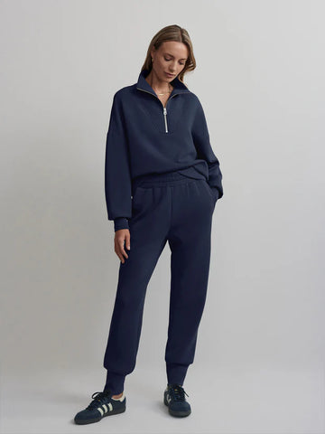 These elegant, slim, tailored fit pants will become your off duty staple. With a draw cord, cuffed bottoms, pockets on the side and back and an inside leg length of 25". Pair with the matching Hawley Half Zip for a sophisticated co-ord, perfect to travel in or running day to day errands.