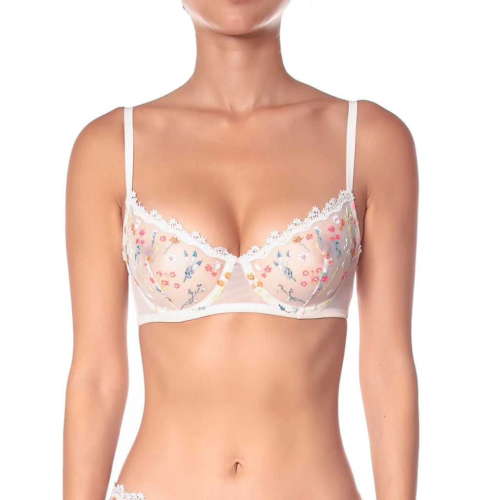 The Boogie Wonderland underwire bra is pretty and elegant - a must have in your lingerie drawer!  Designed to give exceptional lift, this sexy demi-cut bra features delicate floral scalloped edges giving it a refined look, adjustable shoulder straps and is crafted from stretch floral lace.  Pair with the matching thong for a put together look.  