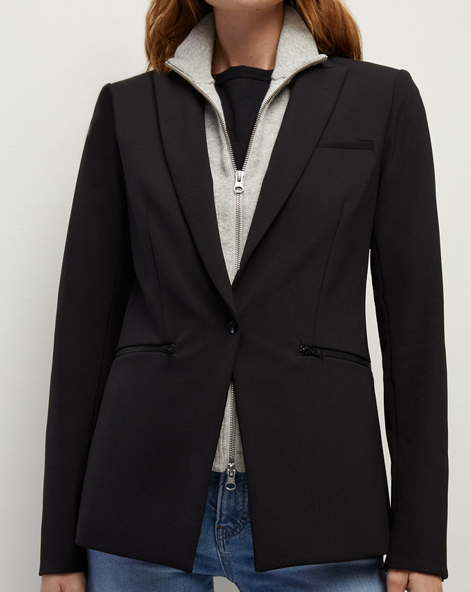 What a perfect way to add a cashmere layer to your favourite Veronica Beard jacket without adding too much bulk. Crafted from a super soft cashmere and merino wool blend and featuring ribbing and a two-way zipper this looks great under your jacket and gives you a lovely bit of warmth! Love them all!   