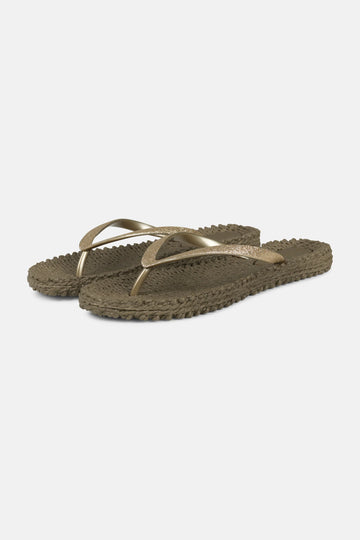 We are delighted to be stocking these flip flops by Danish brand Ilse Jacobsen.  They are made with air rubber and the patterned insole gives a gentle massaging effect, making them extremely comfortable.  They feature a glitter thong strap and are also available in other fabulous colours.  