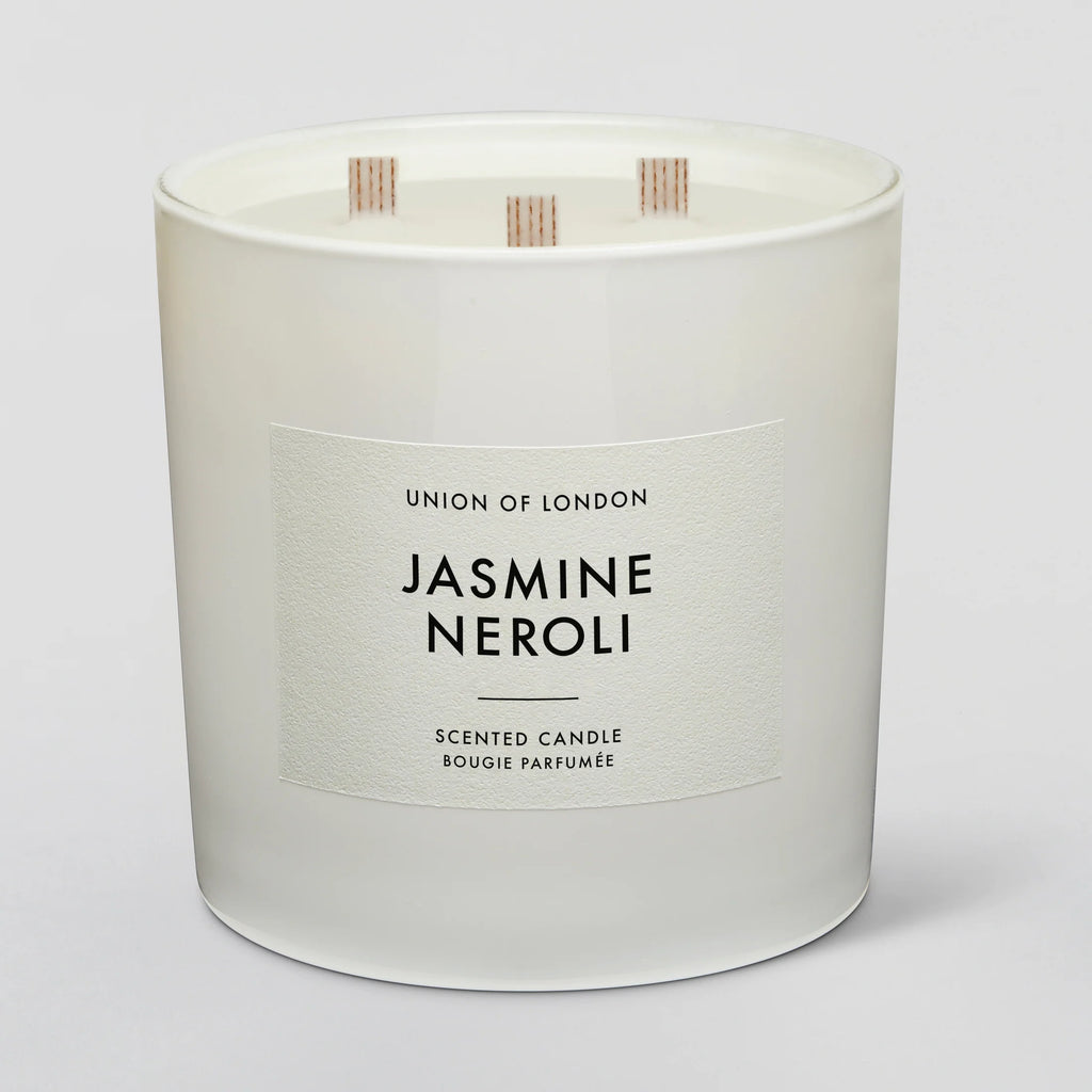 We are so delighted to be stocking Union of London's gorgeous candles.   The Jasmine Neroli candle has a beautifully blended scent of white jasmine and neroli petals combined with ylang ylang blossoms, citrus peel, tuberose and nutmeg to create this heady, exotic, spicy and sweet scent.  
