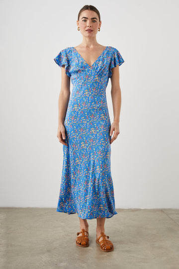 The Kenz Midi from Rails will definitely elevate your collection of Summer dresses.  Crafted from lightweight rayon crepe and in a pretty floral print this lovely midi features a deep v at the front and back, dainty flutter sleeves and an a line cut. This is one of those dresses you'll reach for again and again.  Perfect for transitioning into those warmer months.