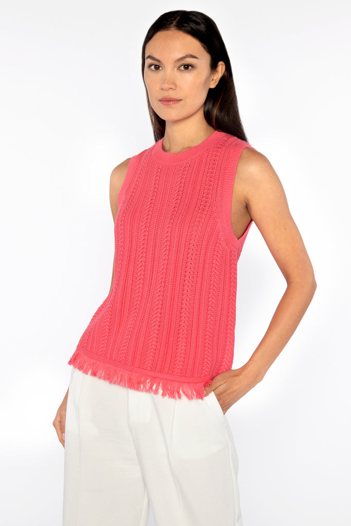 This Textured Tank from Kinross Cashmere is crafted from super soft cotton and features fringing at the hem, crochet detailing and a crew neckline and comes this year in a gorgeous bright pink!&nbsp; This tank looks fab with white jeans in the Spring and light denim shorts in the Summer.&nbsp; &nbsp;Also available in store in white.