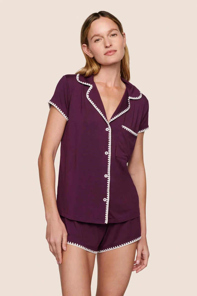 Say hello to Frida!! This gorgeous PJ set from our go to pyjama brand Eberjey is crafted from their signature super soft temperature regulating fabric and features on trend whipstitch detailing, sexy shorts and an ever so comfy short sleeved top. Coming in a gorgeous plum colour with ivory trim, this is a great treat for yourself and also makes the perfect gift for someone special!