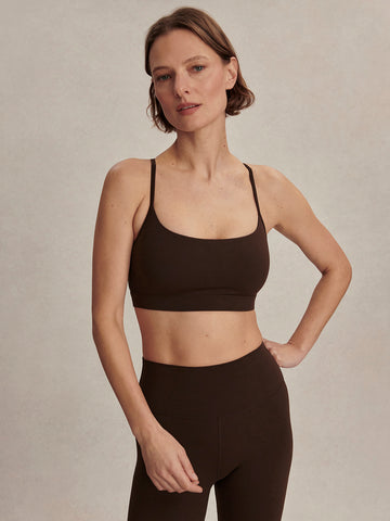 Enjoy your yoga and pilates in this lovely light support bra which features elasticated narrow straps and a scoop neck. Pairs perfectly with the Assure High Rise Legging.


