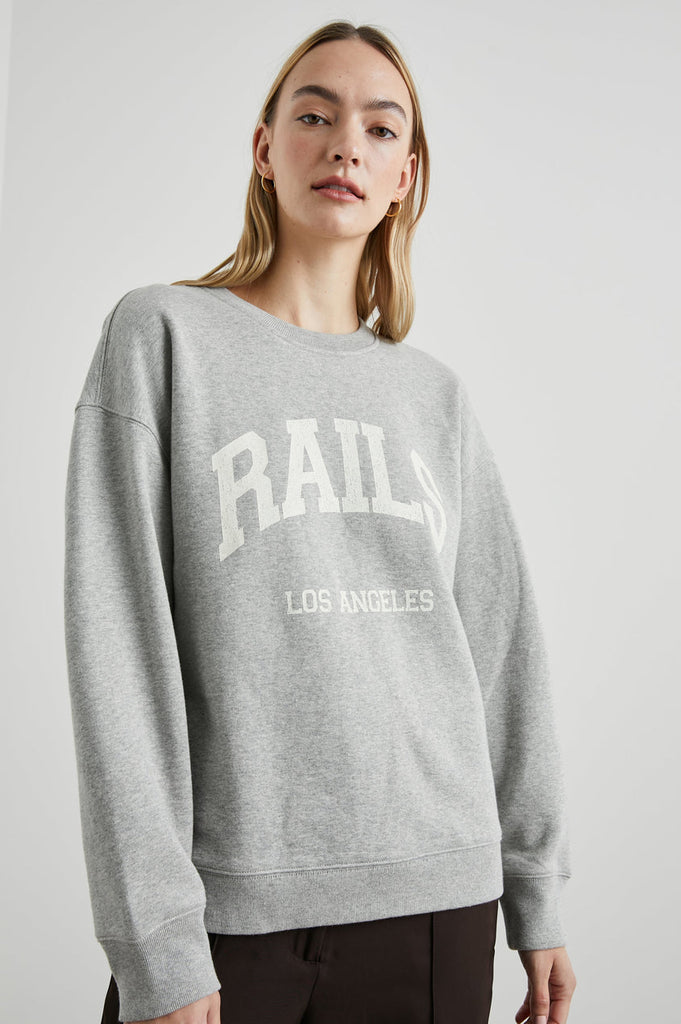The super soft Varsity Sweatshirt from Rails is perfect for cosy weekend wear.  Crafted from ultra soft fabric this vintage inspired logo sweatshirt looks fab paired with your favourite denim.