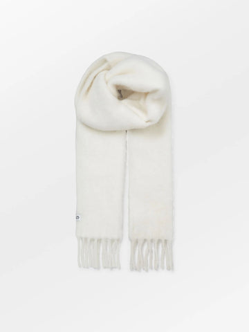 This beautiful Yuta Scarf from Becksondergaard is perfect for taking on the cold weather. Crafted in an alpaca wool blend, this scarf is both warm and soft. It will also make the perfect gift!