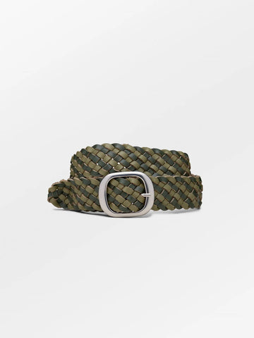 Add the finishing touch with this classic contemporary mixed braid belt.&nbsp; Made in a mix of 2 tones of green leather to give a unique textured look and finished off with a silver toned buckle which will ensure a perfect fit by being inserted into the braid.&nbsp; Comes in 2 sizes measuring;

XS/S - 100 cm

M/L - 112 cm