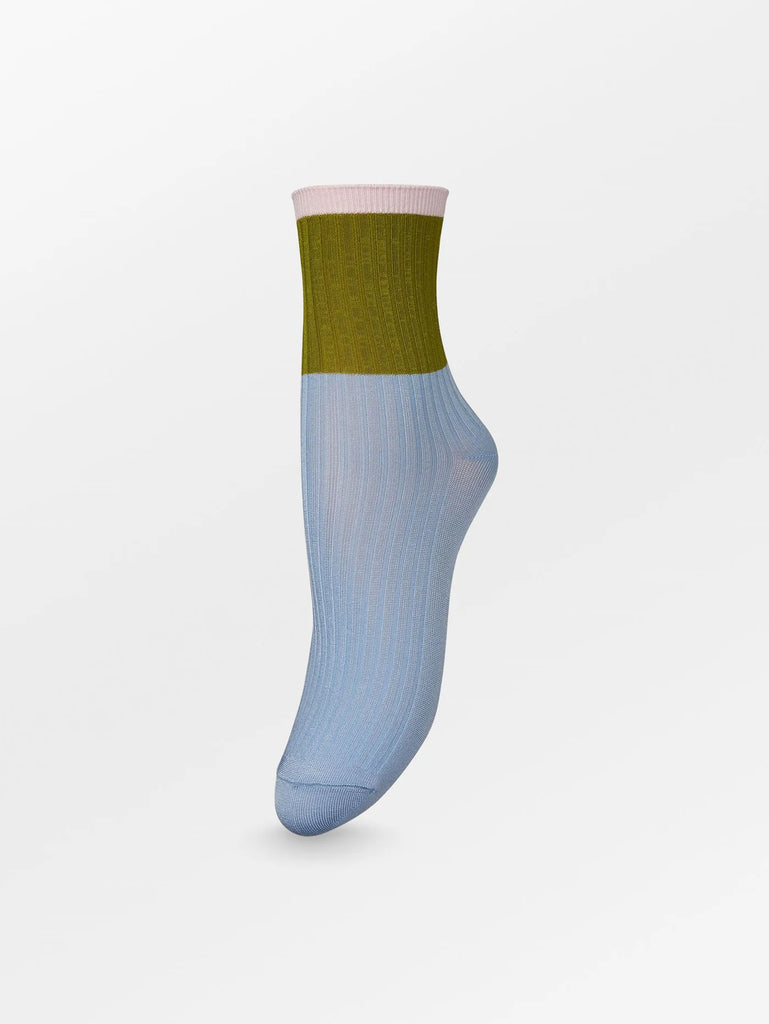 Pop your feet in these fun blue striped socks to jazz up your outfit! Wrap them up as a gift or keep them as a treat for yourself. You can never have too many pairs of socks.    