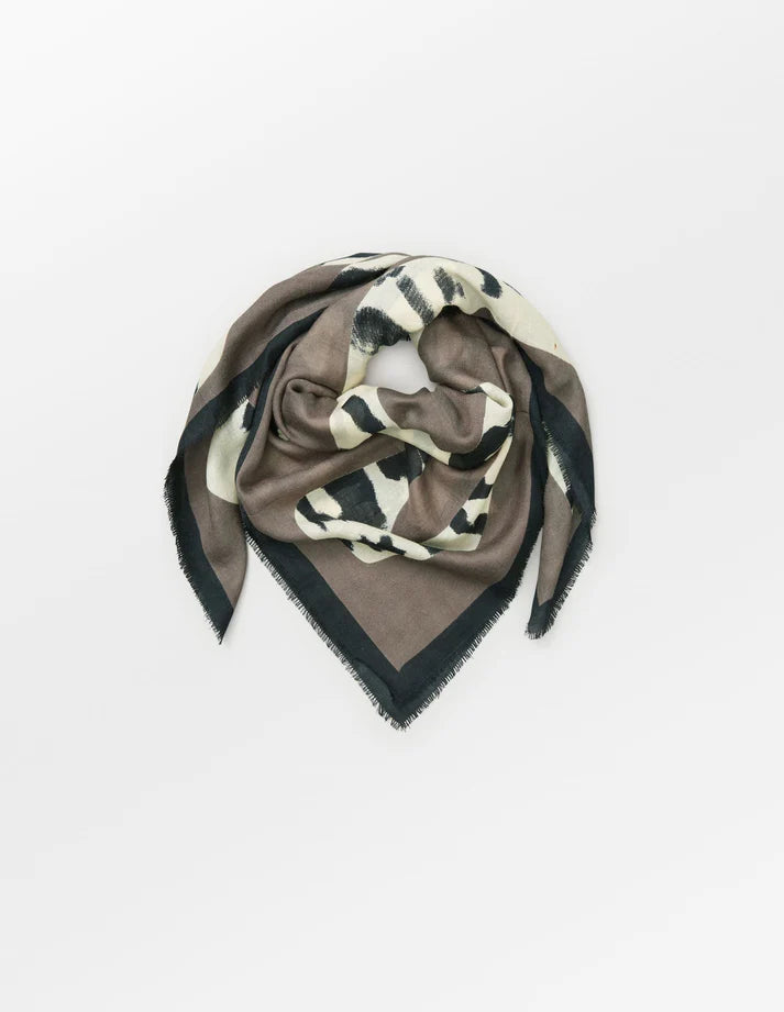 The Leamo Scarf is a gorgeous neutral square scarf that has a contemporaty leopard print in a swirl design.  Would work amazningly with the Paige coated jeans and a chunky cashmere jumper.  Measures 110 cms x 110cms and is made from 50% wool and 50% silk.