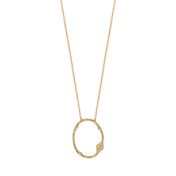 The Billie necklace is dainty and delicate.  Featuring a circular disc with a hint of sparkle this necklace is the perfect finishing touch to any outfit.   Pair with the matching Billie Earrings and/or Bracelet for a put together look.  Perfect for day or evening we love this!