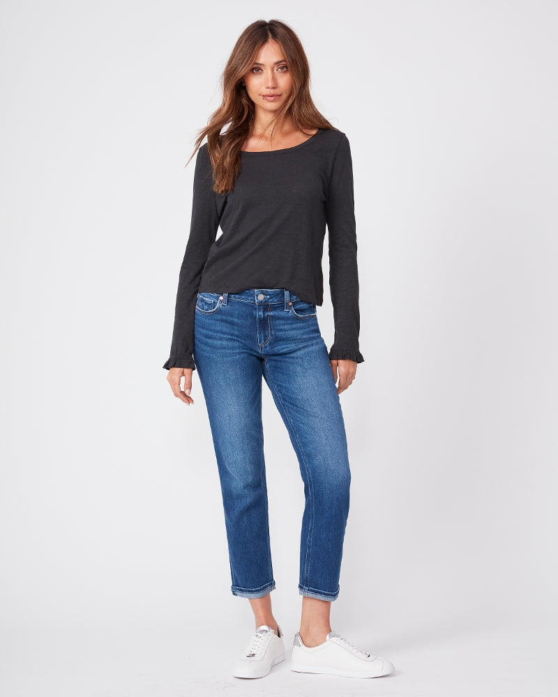 Our favourite relaxed mid-rise boyfriend jean from Paige is back and this time she is in the perfect wash for this transitional period. Crafted from transcend vintage denim, this jean is incredibly comfortable and is your perfect everyday staple. They are easy to pair with trainers or to dress up with heels. 