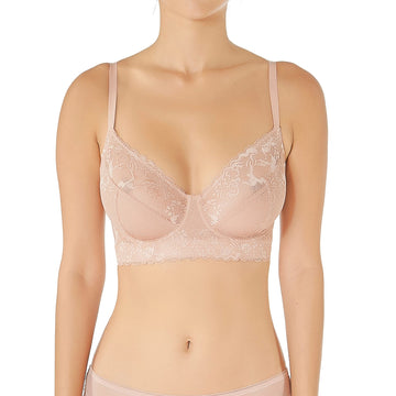 The Thelma bra provides a classic underwired silhouette which supports and lifts with excellent construction and adjustable straps.  Beautifully delicate the bra is crafted from lustrous stretch floral lace fabric and stretch tulle with intricate embroidery.  Soft unpadded cups give a natural uplifted shape.   This is an understated yet extremely sexy bra - pair with the matching bottoms for a put together look