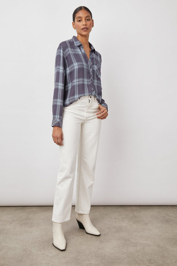 Casual dressing at its best, the Hunter shirt by Rails has become a firm wardrobe favourite of ours. We definitely love this winter version in a cool mint, stone and blue plaid and want to add it to our growing collection. The ultra-soft button down comes with long sleeves, one chest pocket and a curved hem. 
