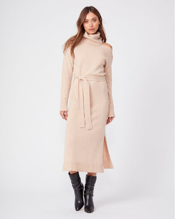 This stunningly cozy midi dress updates a classic turtleneck silhouette with a shoulder-baring design. Crafted from the softest wool blend, this camel sweater dress features a tie around the waist, a cut out shoulder detail and adjustable cuffs. Perfect to pair with chunky heeled boots or trainers. 