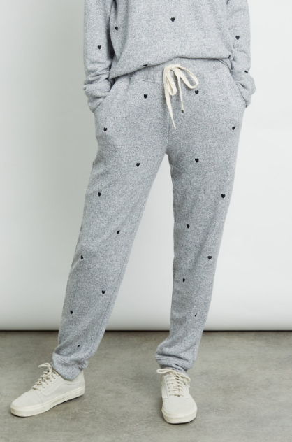 Who doesn't love a heart!  It's the little details that elevate a Rails sweatpant above all others!  These super soft sweatpants feature ribbed cuffs, an elasticated drawstring waistband and a tapered leg.  Simply perfect for when you want to lounge around the house or go about your day with style.  Pair with the matching Callahan sweatshirt and you're sorted!