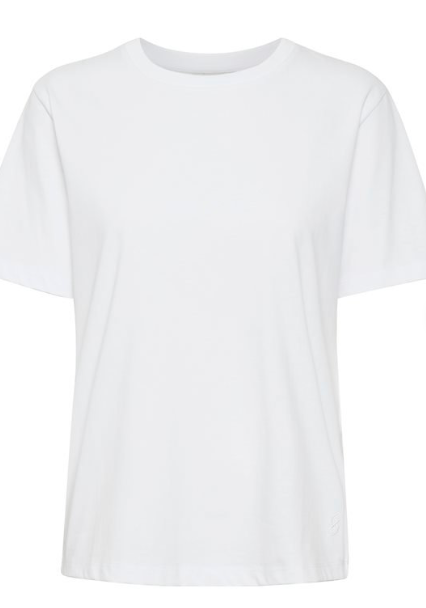 Great basic tee from Gestuz.  Crafted from their super soft jersey fabric in always wearable white this a a perfect basic for any wardrobe.  You'll want these in every colour!