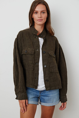 Velvet by Graham & Spencer have created another super jacket that ticks lots of our boxes.  Crafted from a lightweight linen this jacket has a lovely natural feel.  With a slightly relaxed silhouette and a nehru collar this is perfect for the English changeable weather.