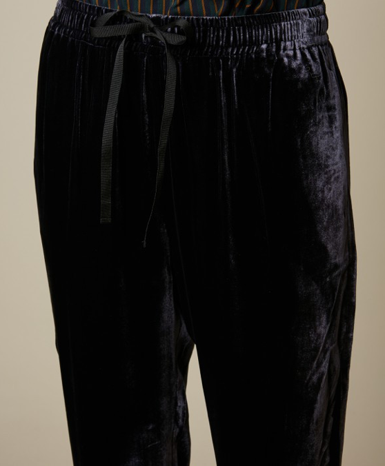 Gorgeous dark navy velvet trousers with an ever so comfortable elasticated waist band - drawstring waist and pockets at the side.