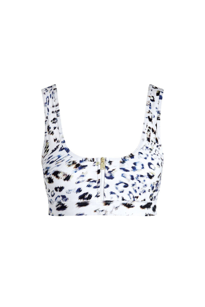 With prints and cuts that are both eye-catching and modern, it's easy to see why Varley are a brand that specialise in active-wear that can be incorporated into your every-day wardrobe. The 'Beth' crop top has a zipper front and a leopard print-design that looks especially good when worn with matching running tights.
